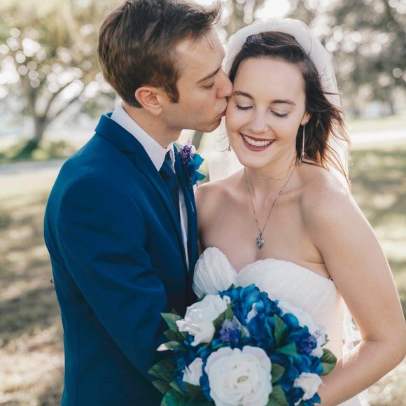 New Eden Thrift - Picture 2 of 4